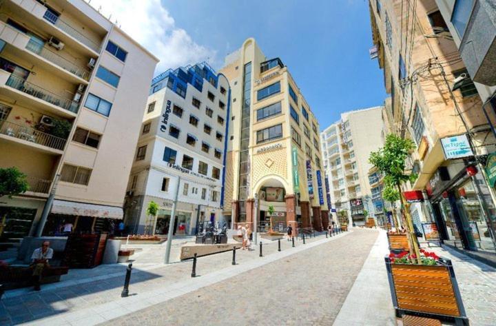 Modern 2Br Apartment In Central St Julian'S Saint Julian's Eksteriør bilde